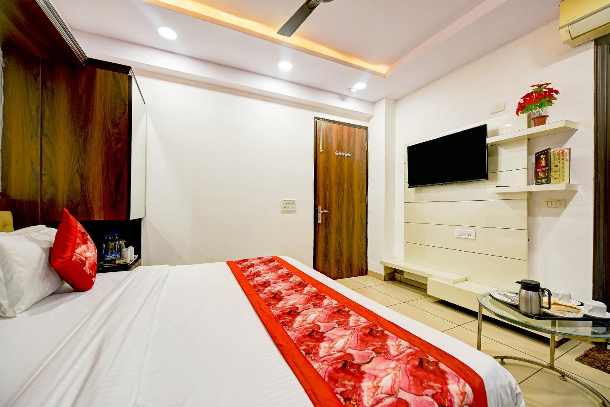 Hotel Le Grand - Walk-In From Rk Ashram Metro Station New Delhi Buitenkant foto