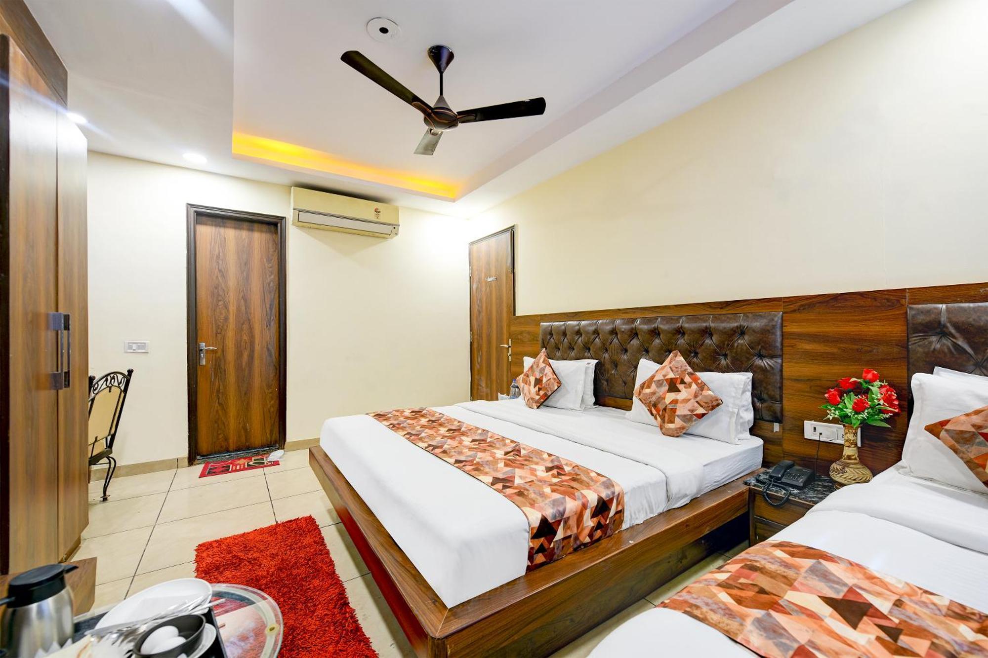 Hotel Le Grand - Walk-In From Rk Ashram Metro Station New Delhi Buitenkant foto